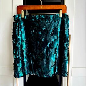Emerald green sequin mini skirt. By Blue Rain size M.